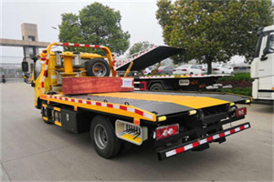 潞西道路救援拖车报价