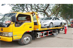 潞西附近24小时汽车拖车服务热线