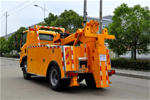 潞西高速路拖车费